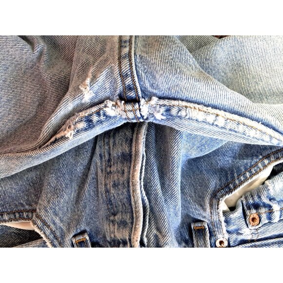 VIntage Levis 501 Jeans 90s Mens Actual 31 Tagged 33 Button Fly Distressed Fraye - Picture 13 of 15